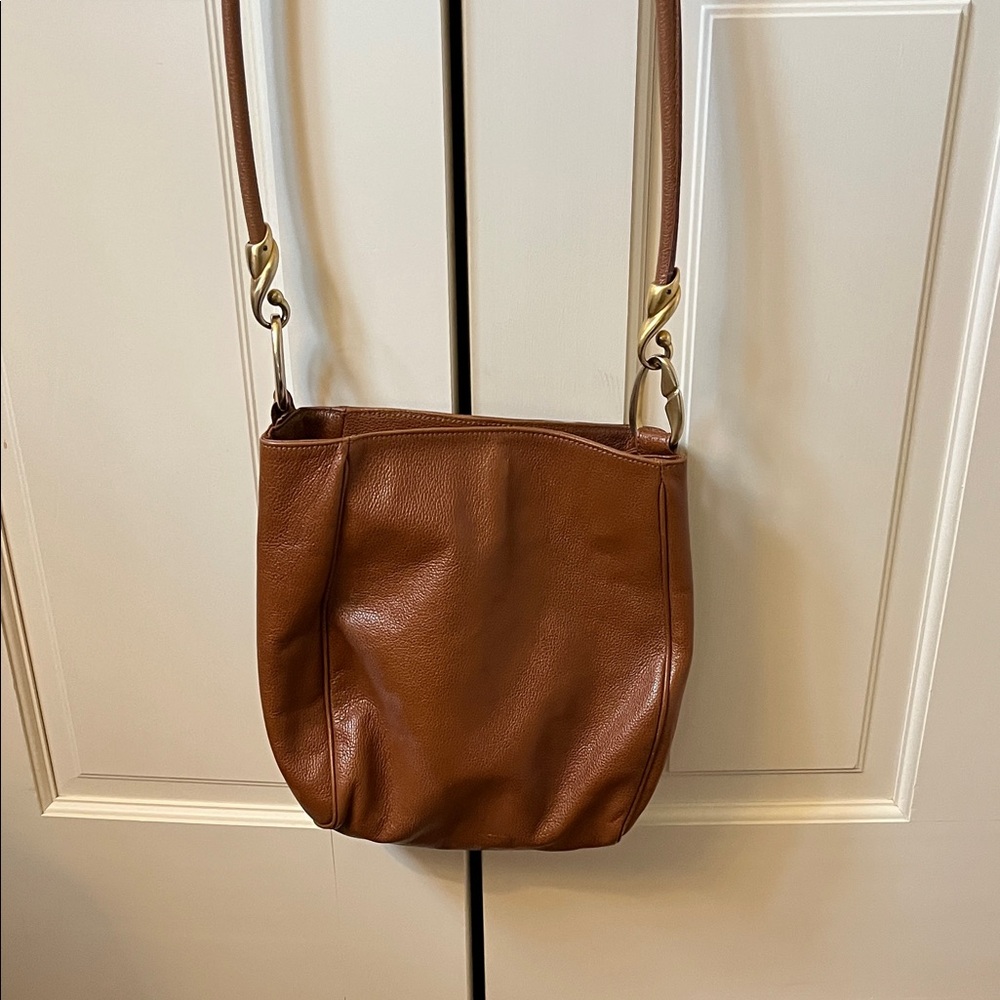 DE VECCHI vintage brown leather shoulder bag with unique gold details